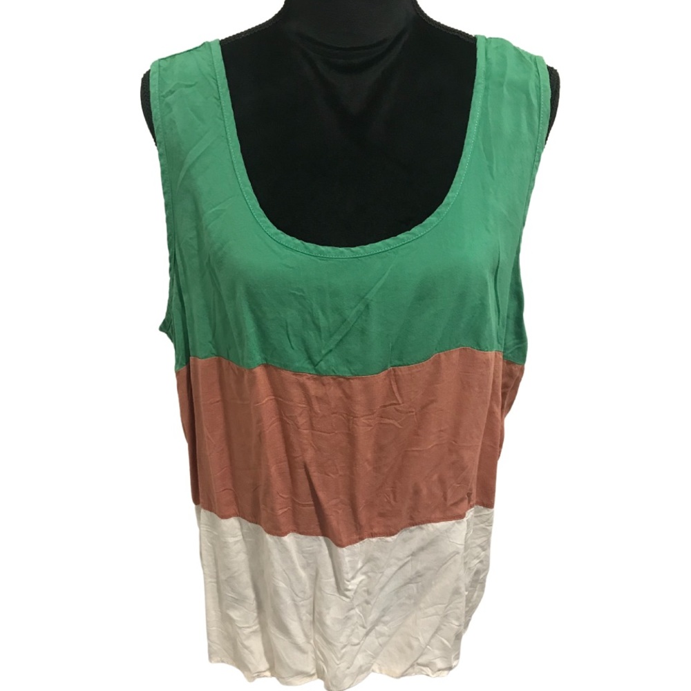 COLOR BLOCK TANK TOP.